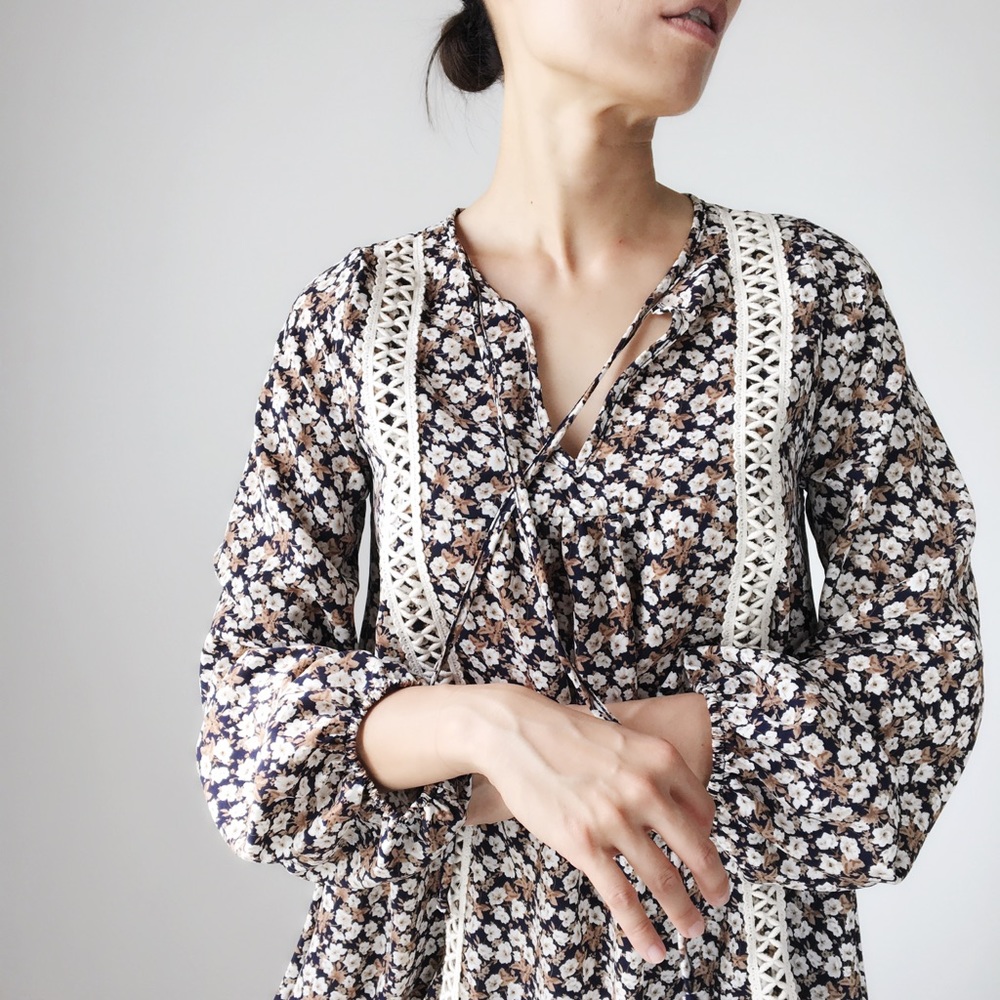 BOHO GYPSY FLORAL PRINT MINI DRESS